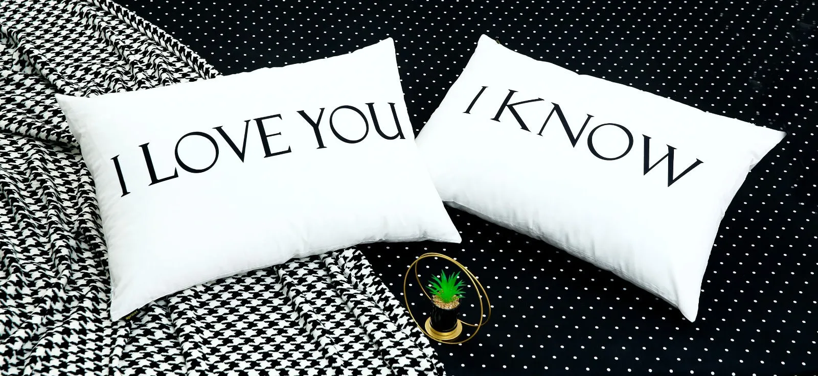 5 PCs Fitted Bed Sheet With Text Pillows-Couple Set CS02