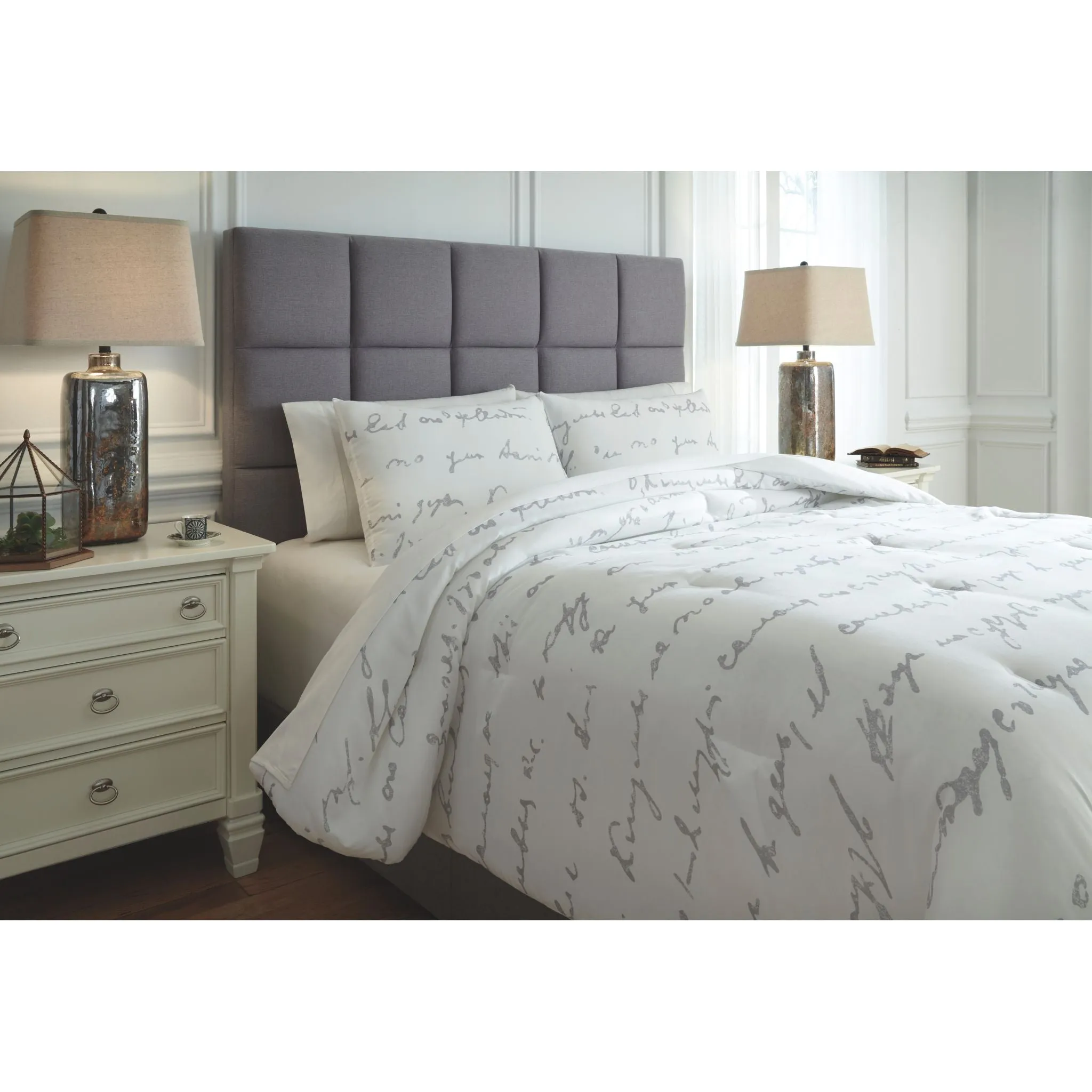 Adrianna King Comforter Set