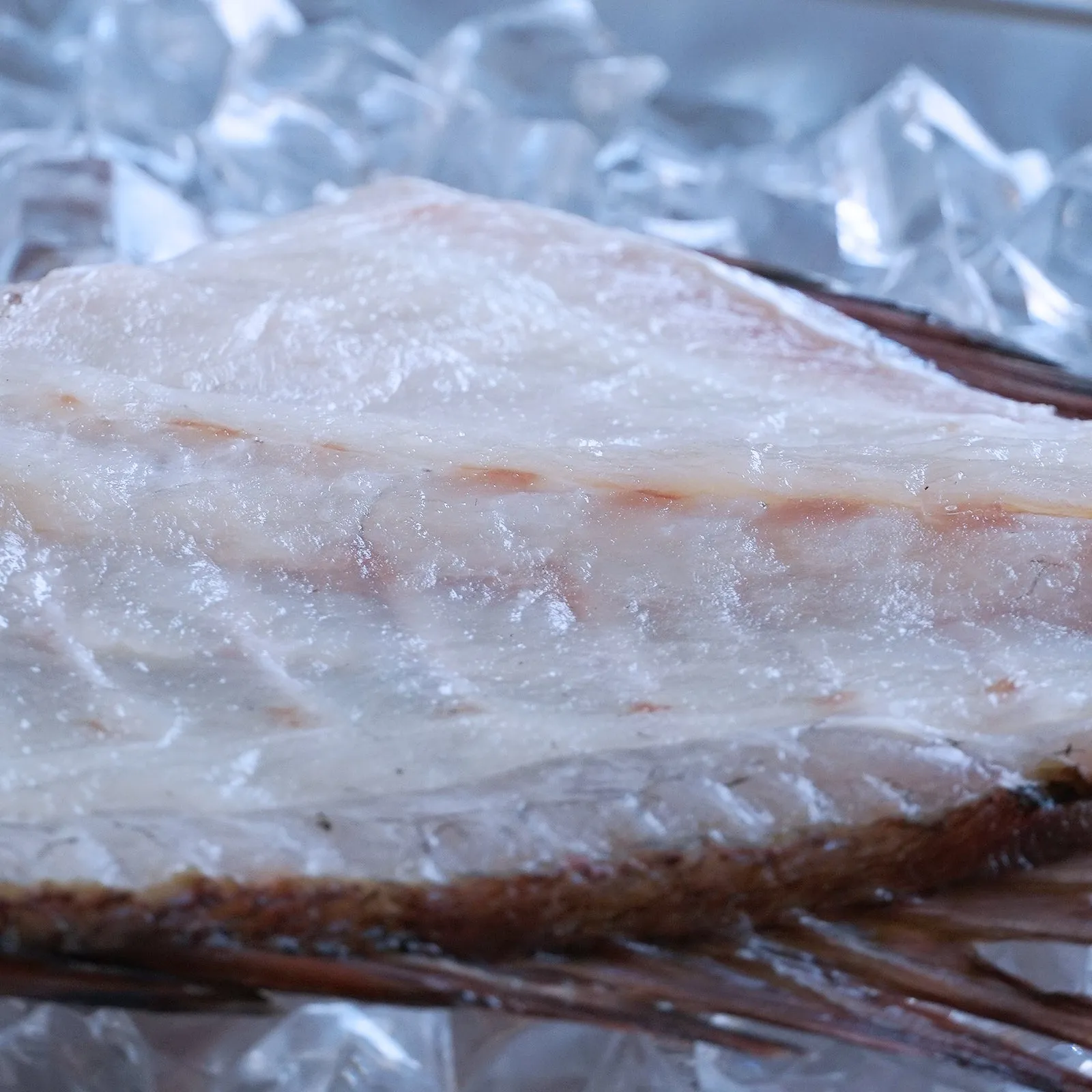 BAP-Certified Red Seabream Fish Frames / Bones for Broth from Japan (300g)