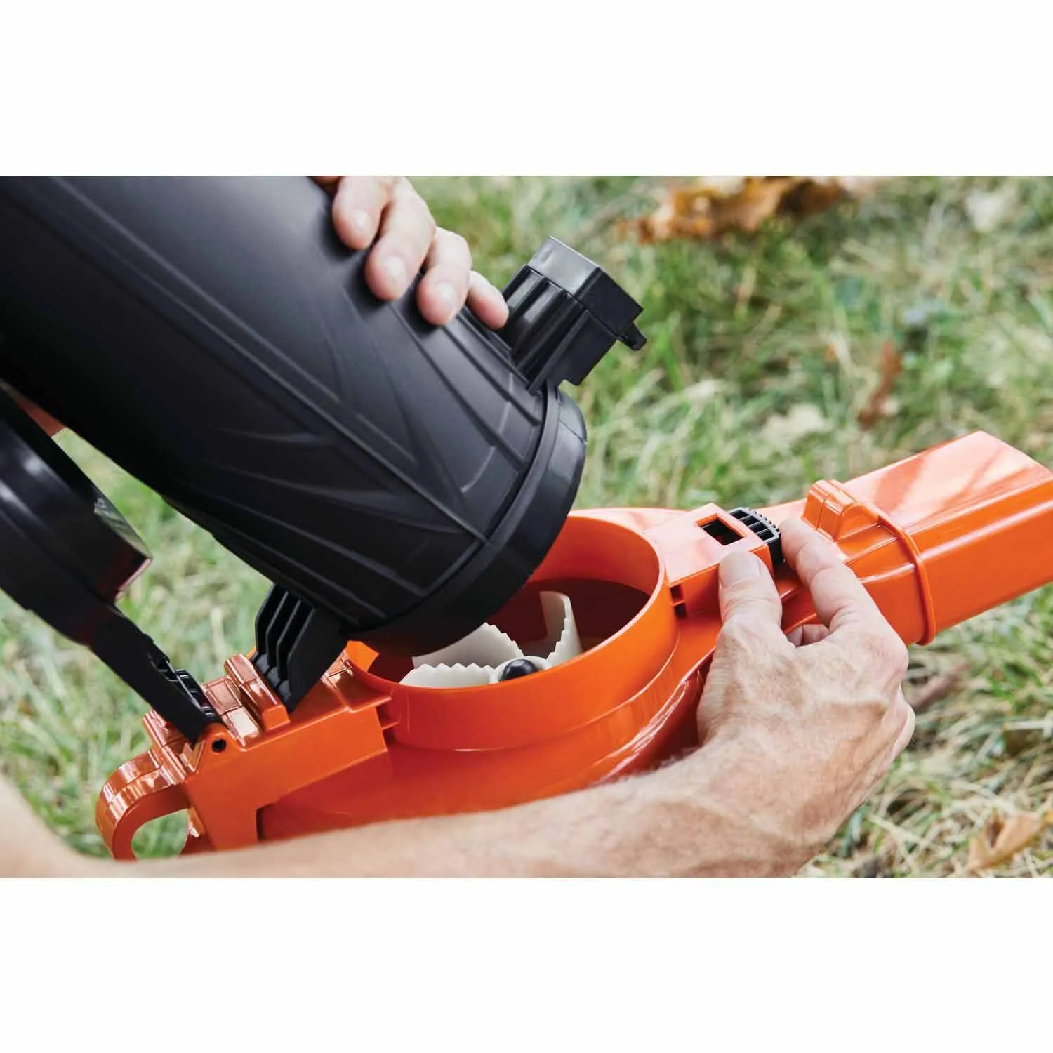 Black & Decker BV3100 12-Amp 210-MPH Corded Electric Leaf Blower