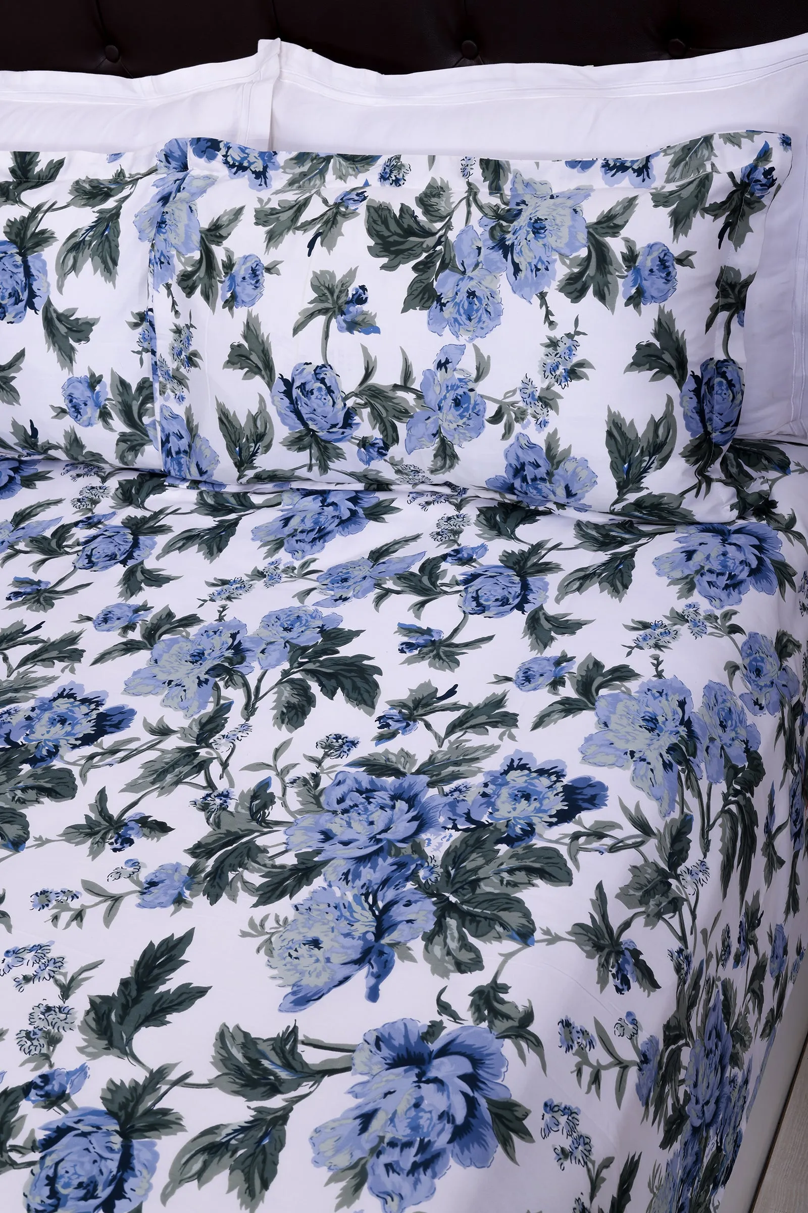 Dahlia Garden White and Blue Cotton  Bedsheet