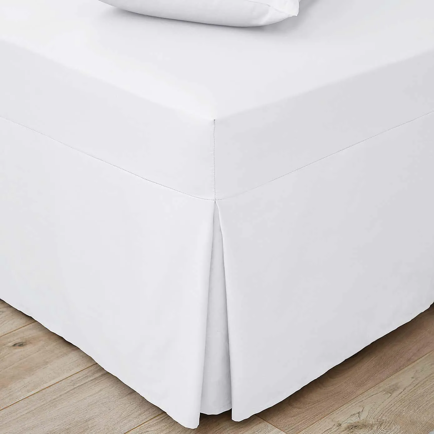 Imported Percale Pleated Valance - White