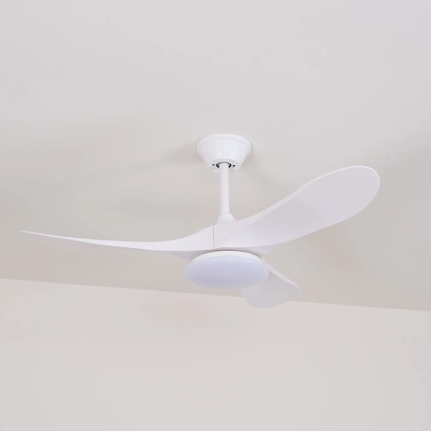 Maverick 42"/52" Ceiling Fan Light