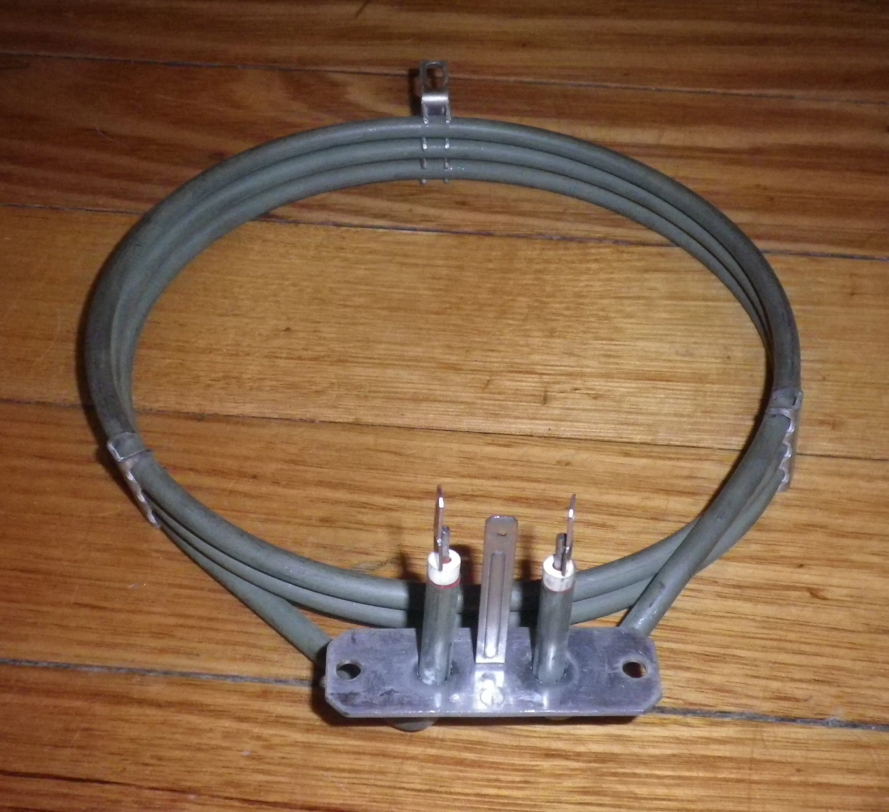 Technika Compatible 1800Watt Triple Loop Fan Forced Oven Element - Part # SE328