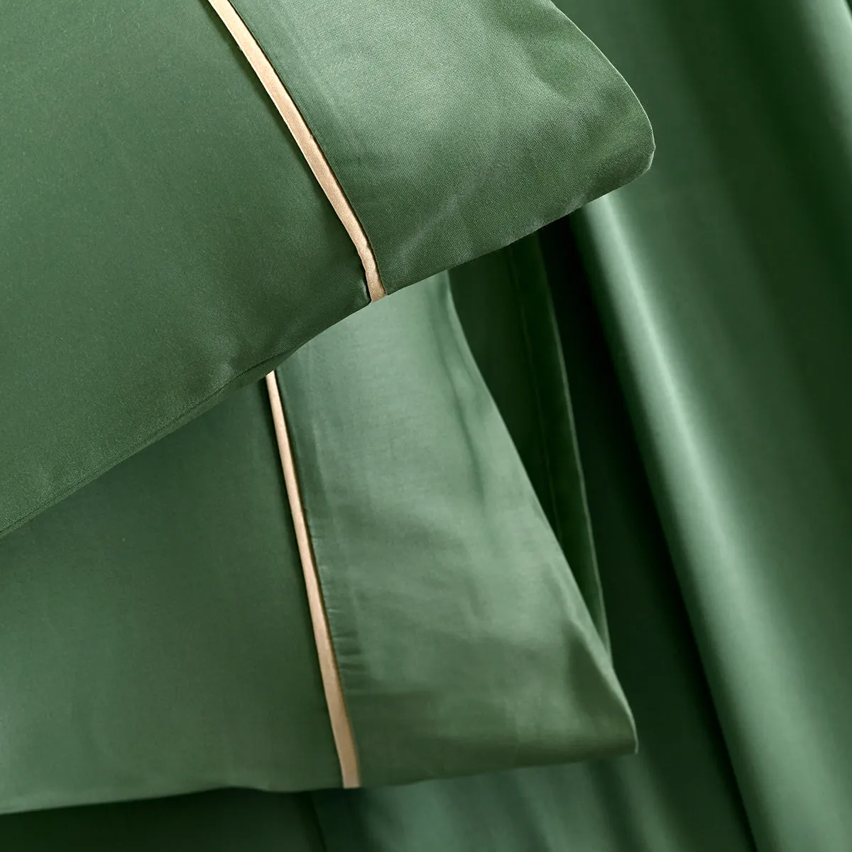 Viola Plain 100% Cotton Sateen Basil Bed Sheet